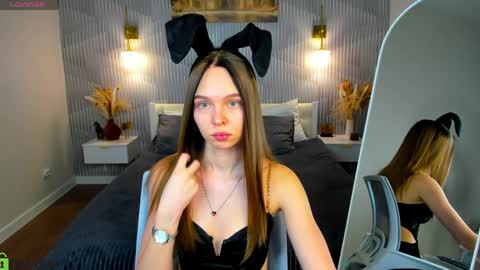 Snapshot of sofa_vleifo chatting on April 1, 2026, 1:28 am Sofa online show from April 1, 2026, 1:28 am