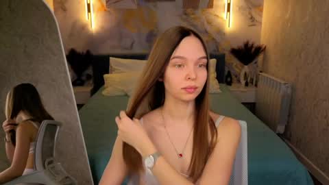 Snapshot of sofa_vleifo chatting on April 2, 2026, 1:14 am Sofa online show from April 2, 2026, 1:14 am