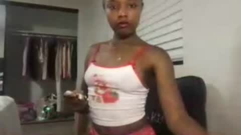 sofabashlee online show from July 9, 2026, 4:38 am