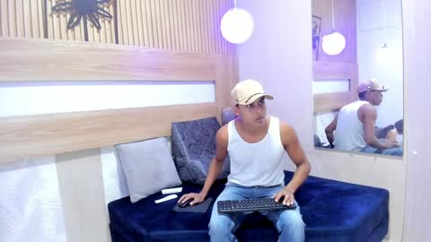 Snapshot of soffia_bless chatting on January 13, 2025, 1:17 pm Soffia bless online show from January 13, 2025, 1:17 pm