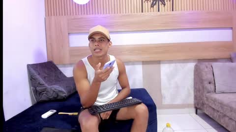 Snapshot of soffia_bless chatting on February 2, 2025, 12:35 pm Soffia bless online show from February 2, 2025, 12:35 pm