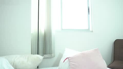 sofhia cruz online show from April 3, 2026, 7:56 pm