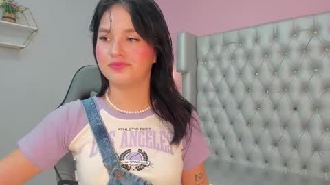 Snapshot of sofi__18_ chatting on October 23, 2025, 6:06 pm SOFI online show from October 23, 2025, 6:06 pm