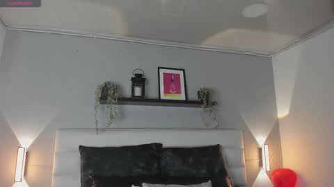 sofi_sp online show from February 17, 2026, 11:29 am