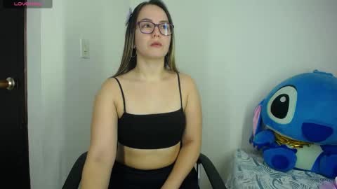 Snapshot of sofi_sweetcam21 chatting on May 18, 2026, 10:32 am LAURA SOFIA online show from May 18, 2026, 10:32 am