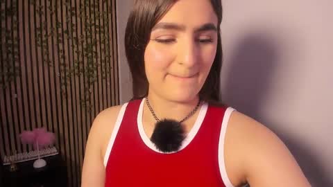 Snapshot of sofia44 chatting on May 31, 2026, 6:09 pm Skarlett online show from May 31, 2026, 6:09 pm
