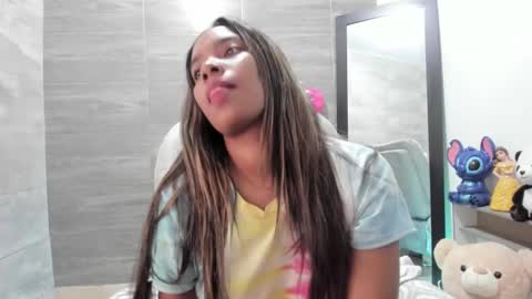 sofia86379 online show from March 5, 2025, 9:59 pm