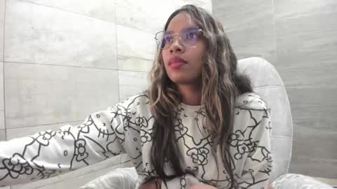 sofia86379 online show from March 10, 2025, 10:02 pm