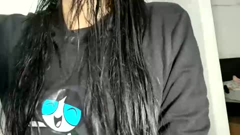 Snapshot of sofia_20_20 chatting on December 20, 2025, 3:24 am Sofia online show from December 20, 2025, 3:24 am