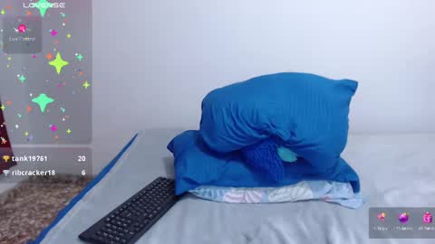 sofia  whitee online show from December 10, 2024, 9:55 am