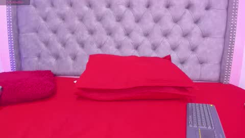 SOFIA online show from November 12, 2025, 6:47 am