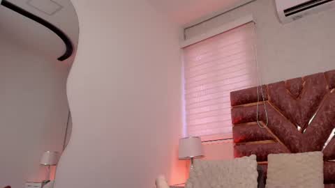sofia gomes online show from July 28, 2026, 4:39 pm