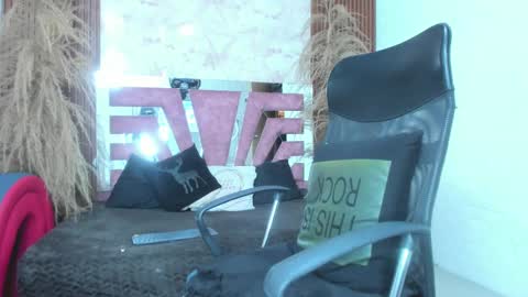 Snapshot of sofia_gutierrez__ chatting on March 4, 2025, 7:08 am sofia gutierrez online show from March 4, 2025, 7:08 am