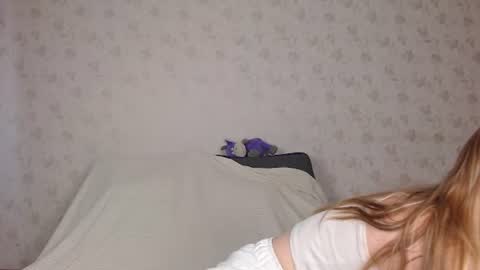Snapshot of sofia_here chatting on June 15, 2026, 12:02 am Sofia here online show from June 15, 2026, 12:02 am