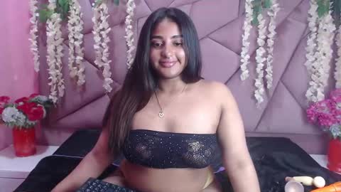 Snapshot of sofia_hernandeez_ chatting on January 15, 2025, 12:51 am Sofi online show from January 15, 2025, 12:51 am