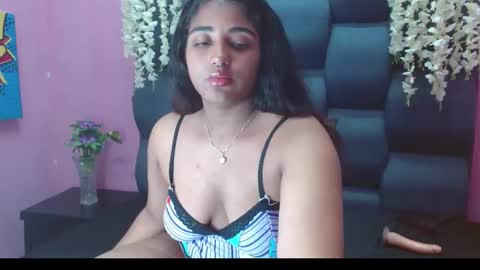 Snapshot of sofia_hernandeez_ chatting on February 5, 2025, 5:41 am Sofi online show from February 5, 2025, 5:41 am
