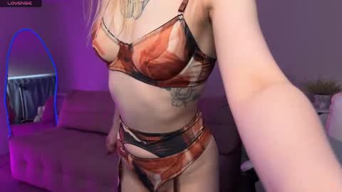 Sofia online show from April 16, 2026, 2:45 am