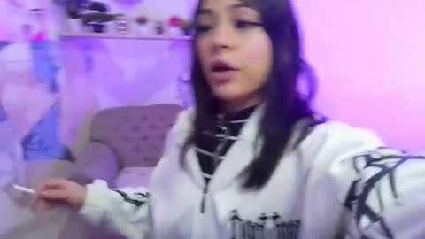 sofia_lara28 online show from July 28, 2026, 12:48 pm