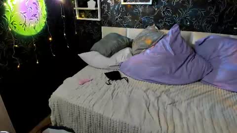 Snapshot of sofia_lovelyc chatting on June 10, 2026, 6:34 am Sofia Lovvve online show from June 10, 2026, 6:34 am
