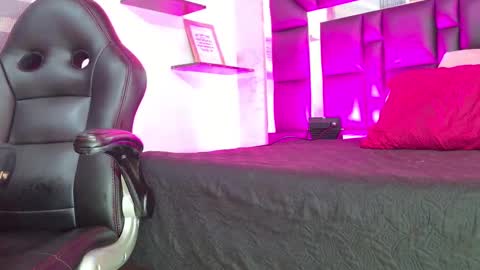 Sofia online show from September 10, 2025, 3:06 am