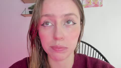 Snapshot of sofia_palacios_ chatting on December 30, 2024, 2:53 am online show from December 30, 2024, 2:53 am