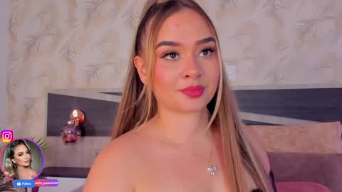 Snapshot of sofia_pamela_ chatting on April 18, 2026, 7:58 pm online show from April 18, 2026, 7:58 pm