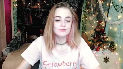 Snapshot of sofia_rosemary chatting on January 16, 2026, 3:27 pm sofia_rosemary online show from January 16, 2026, 3:27 pm