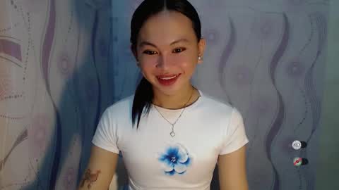 Snapshot of sofia_sweetheart18 chatting on February 17, 2026, 2:24 pm sofia_sweetheart18 online show from February 17, 2026, 2:24 pm