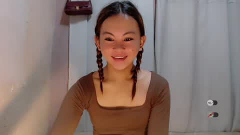 sofia_sweetheart18 online show from July 20, 2026, 12:03 am