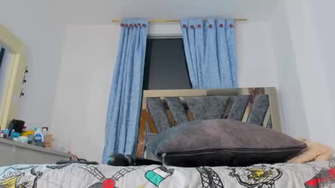 laura online show from February 9, 2025, 9:47 am