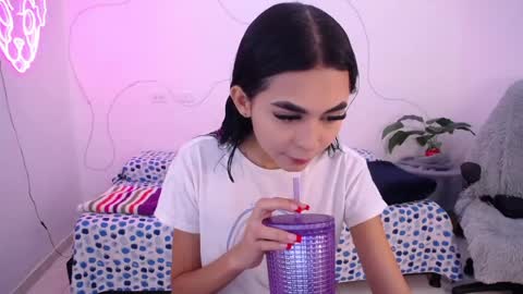 Snapshot of sofia_tgn chatting on May 21, 2026, 6:37 pm sofia_tgn online show from May 21, 2026, 6:37 pm