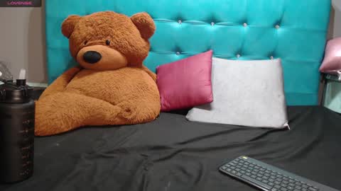 Sofa online show from February 7, 2025, 5:29 pm