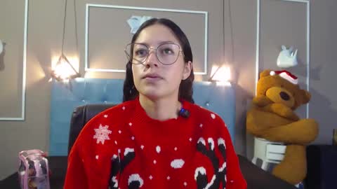 Snapshot of sofia_white3 chatting on November 30, 2025, 11:14 am Sofa online show from November 30, 2025, 11:14 am