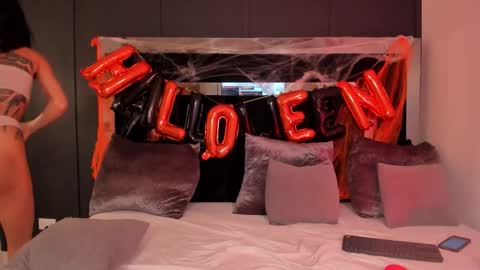 Snapshot of sofiaa_brown_ chatting on October 29, 2025, 5:53 am Sofia online show from October 29, 2025, 5:53 am