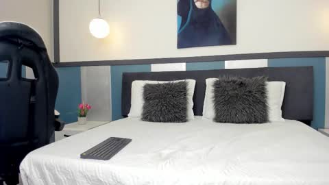 Sofia online show from November 7, 2025, 7:25 pm