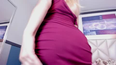 Snapshot of sofiaa_morris chatting on April 18, 2026, 7:58 pm Sofia online show from April 18, 2026, 7:58 pm