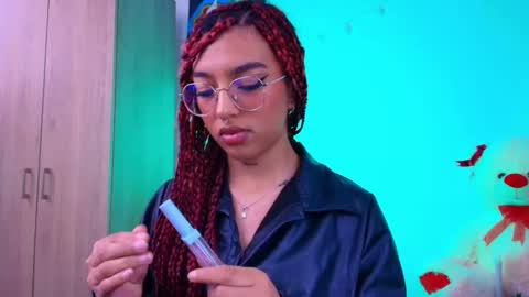 Snapshot of sofiaafoxx chatting on February 14, 2025, 2:12 pm Sofia online show from February 14, 2025, 2:12 pm