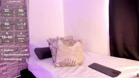 Snapshot of sofiaalarson chatting on May 22, 2026, 2:01 pm sofiaalarson online show from May 22, 2026, 2:01 pm
