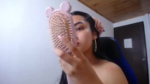 Snapshot of sofiaasexy19 chatting on October 2, 2025, 12:56 pm Sofia online show from October 2, 2025, 12:56 pm