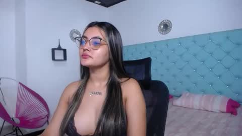 Snapshot of sofiaasexy19 chatting on April 25, 2026, 1:41 pm Sofia online show from April 25, 2026, 1:41 pm