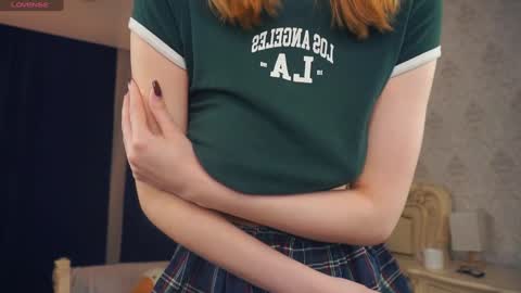 Snapshot of sofiabruno chatting on November 26, 2025, 6:47 am Hi My name is Sofia Welcome to my room Please thumbs up - its important online show from November 26, 2025, 6:47 am