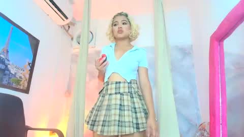 sofiacastillo01 online show from July 26, 2026, 1:40 pm