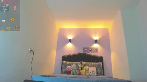 Snapshot of sofiaclaus_19 chatting on October 19, 2025, 4:24 am Sofia online show from October 19, 2025, 4:24 am