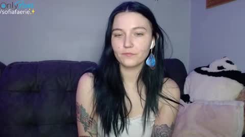 sofiafaerie online show from January 12, 2025, 9:19 pm