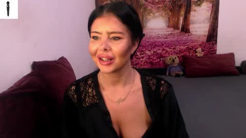 sofialiub online show from December 3, 2024, 5:23 pm