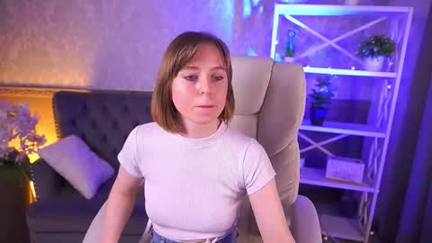 SofiaLuxuryy online show from March 24, 2026, 2:44 pm
