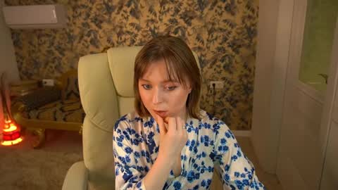 SofiaLuxuryy online show from April 4, 2026, 2:47 pm