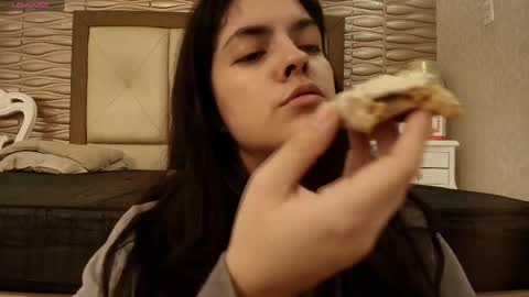 Sofi - next broadcast today 1030pm Colombia time online show from September 13, 2025, 7:57 pm