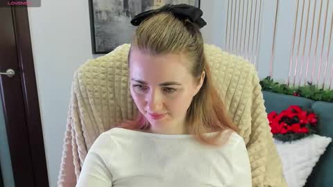 Sofia online show from December 19, 2025, 1:01 am