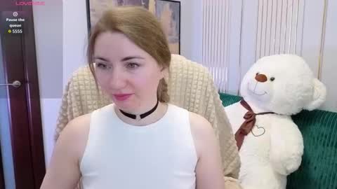 Sofia online show from March 7, 2026, 1:13 am